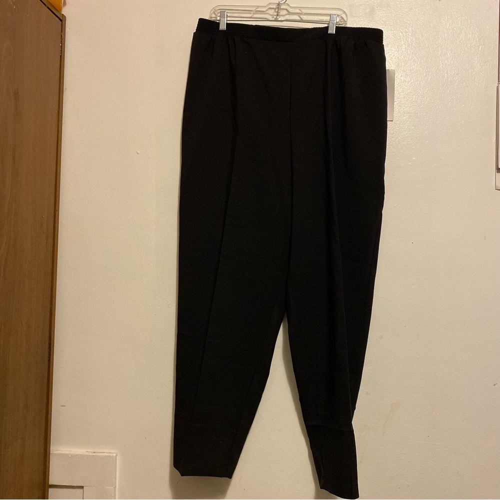 Bend Over Pants Women’s Black Size 24W Black Stretch Pull On Trousers‎ New